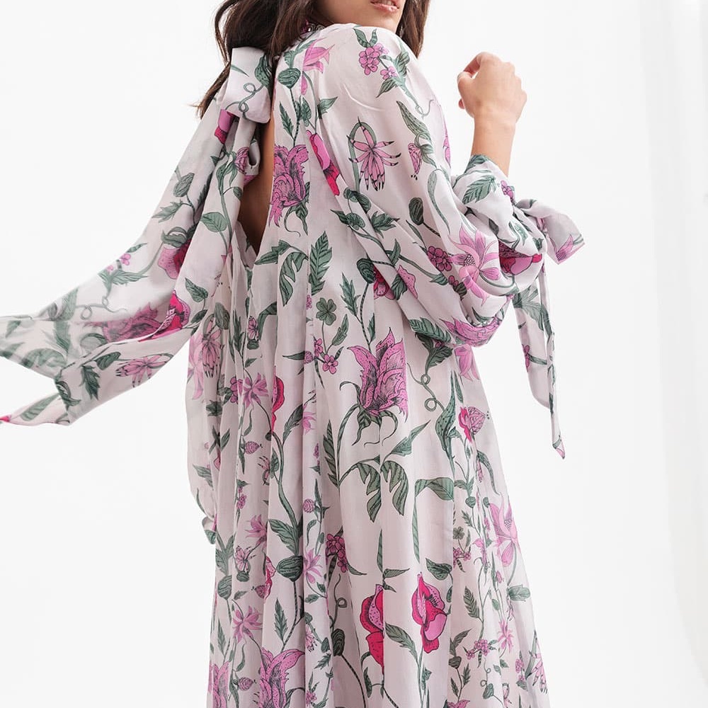 Isla and White Jules Maxi Dress - Picture 3 of 6